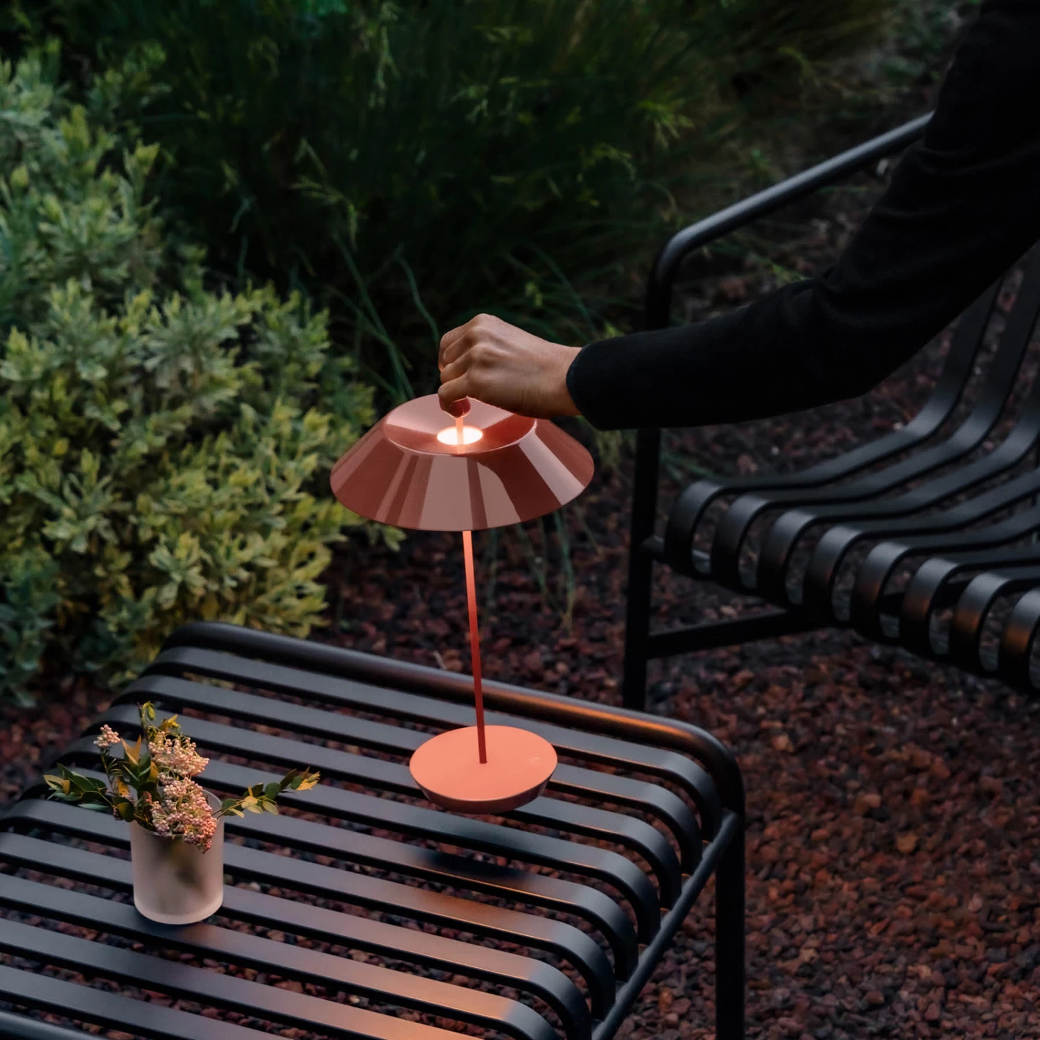 Vibia Mayfair Mini Lampe, Batterie, Brun Rouge 2 Vibia Mayfair Mini Lampe, Batterie, Brun Rouge – Image 2