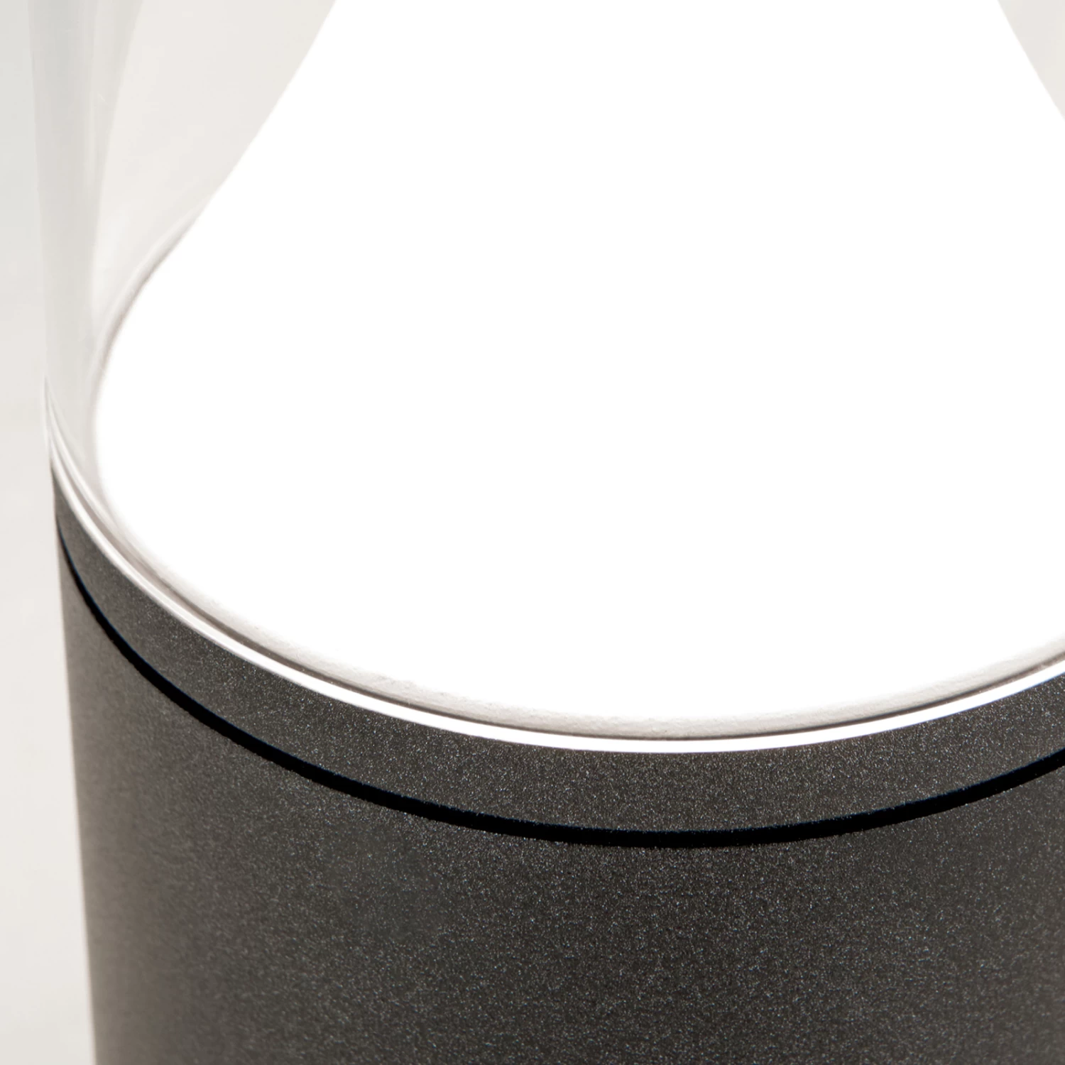 Borne LED Midnight, Diffuseur Anti-UV, IP65 6 Borne LED Midnight, Diffuseur Anti-UV, IP65 – Image 6