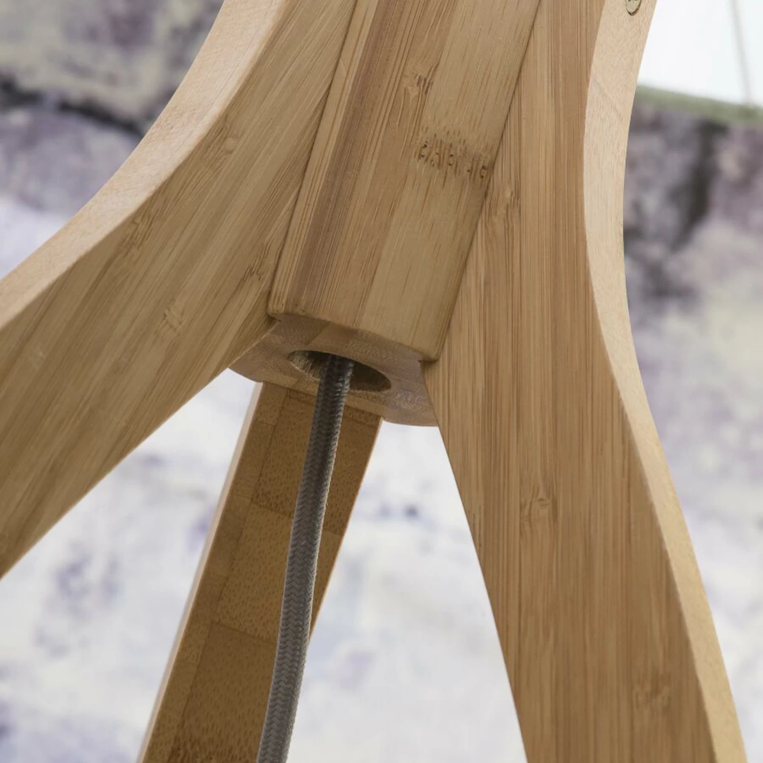 GOOD & MOJO Java Lampadaire Trépied Naturel/noir 8 GOOD & MOJO Java Lampadaire Trépied Naturel/noir – Image 8