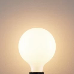 Ampoule LED E27 8W 2 700K G125 Dimmable Opale 2x -Déco Lumière Soldes 10018252 3