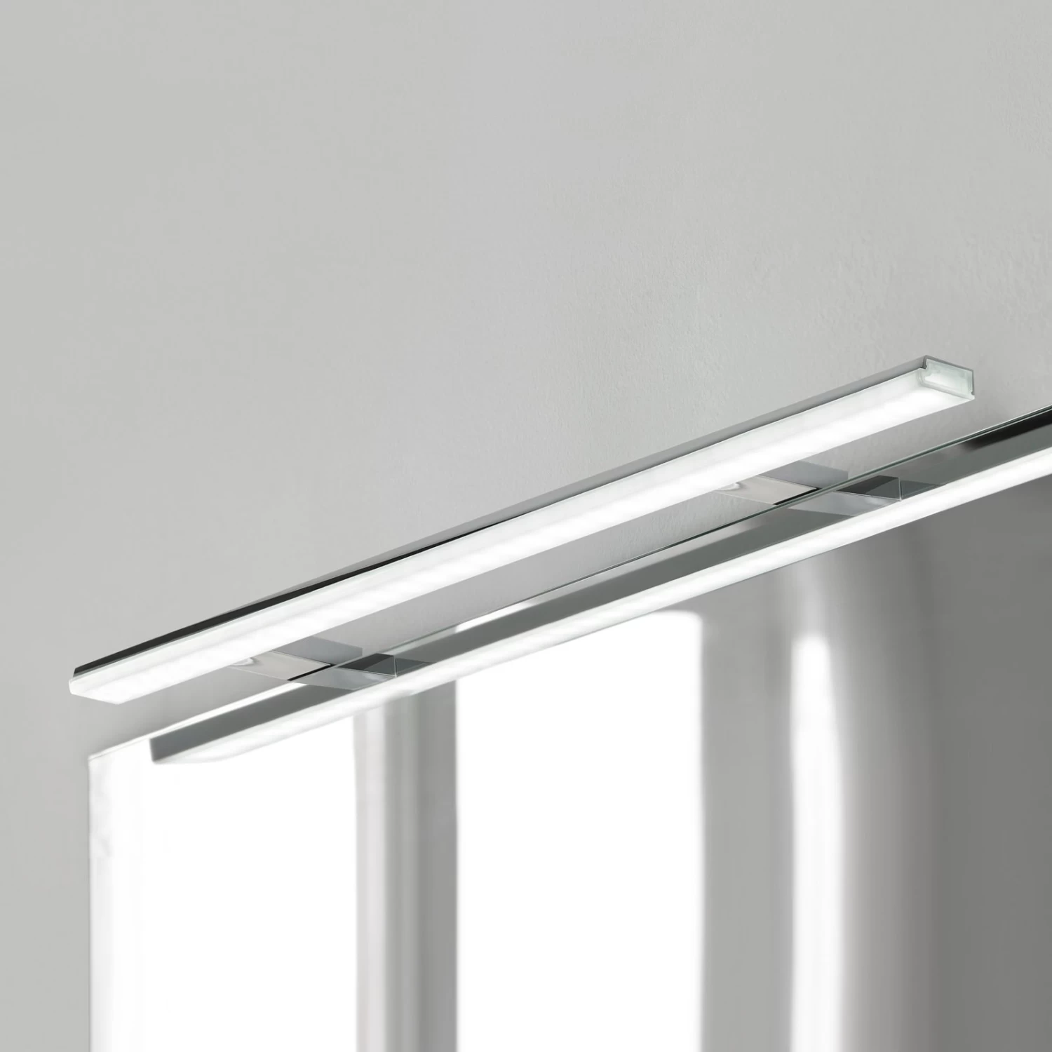 Applique Miroir LED Pandora Chromée, 80,8 cm 1 Applique Miroir LED Pandora Chromée, 80,8 cm