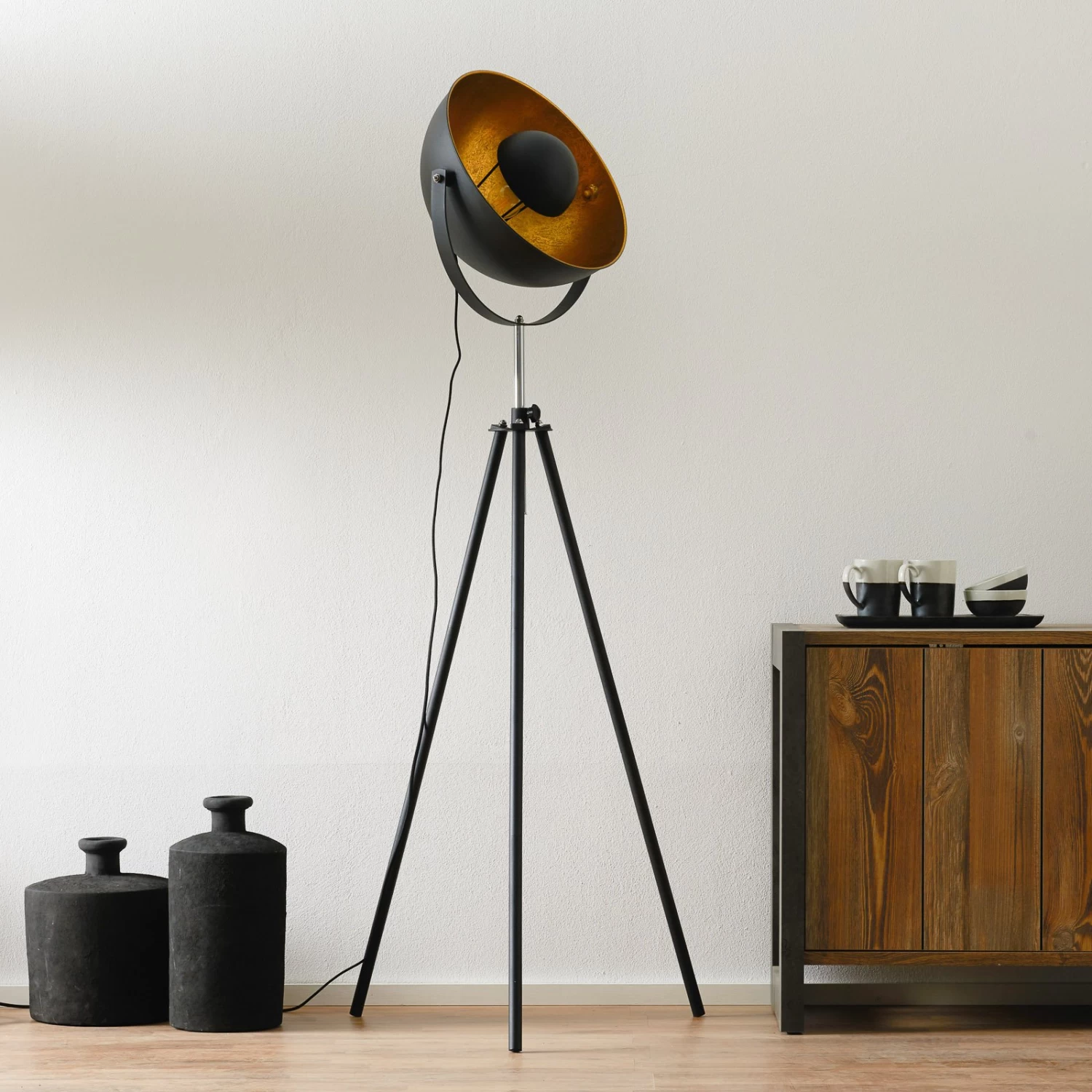 Globo Lampadaire Trépied Lenn, Noir-doré 2 Globo Lampadaire Trépied Lenn, Noir-doré – Image 2