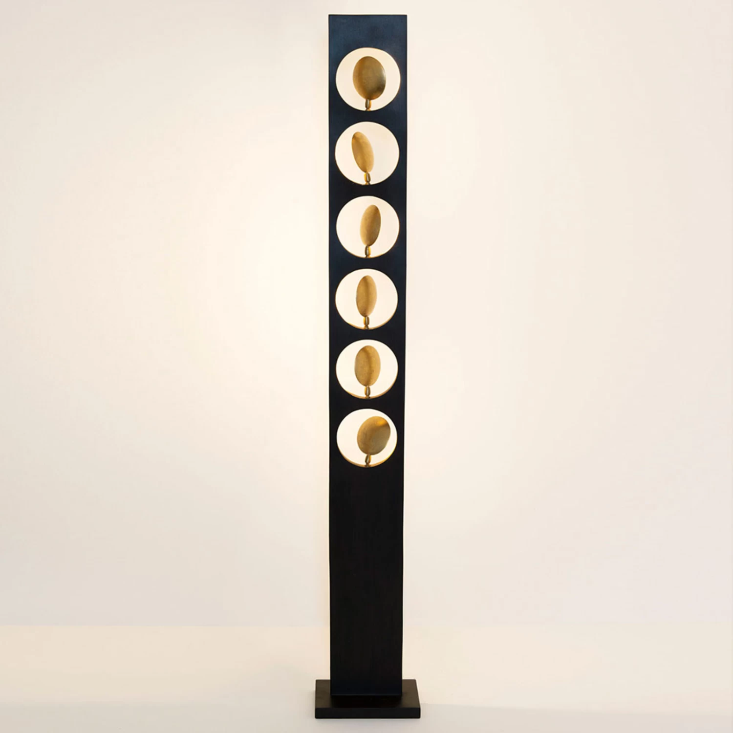 Lampadaire LED Tenacia 6 L Abat-jour Pivotants 1 Lampadaire LED Tenacia 6 L Abat-jour Pivotants