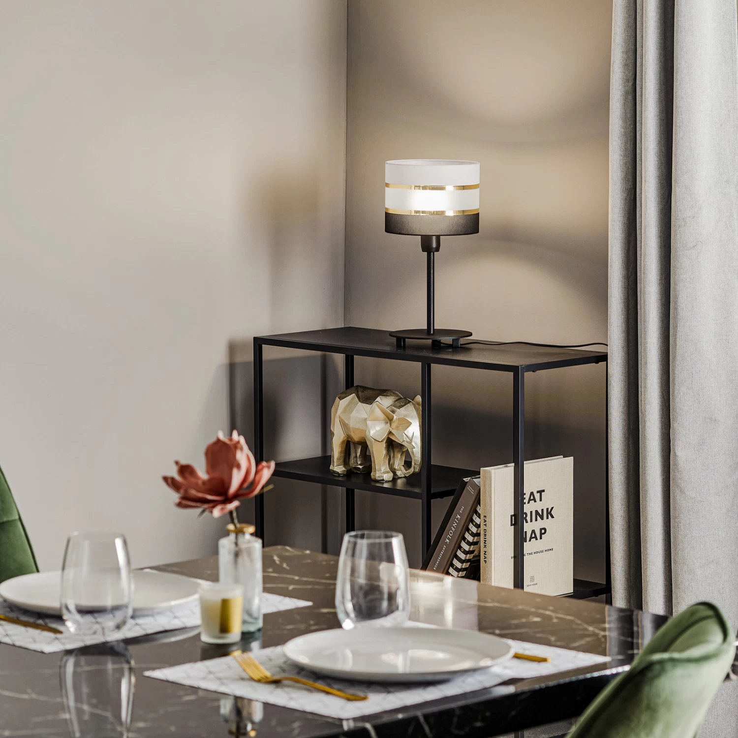 Lampe à Poser Helen Abat-jour Tissu Gris-noir-doré 2 Lampe à Poser Helen Abat-jour Tissu Gris-noir-doré – Image 2