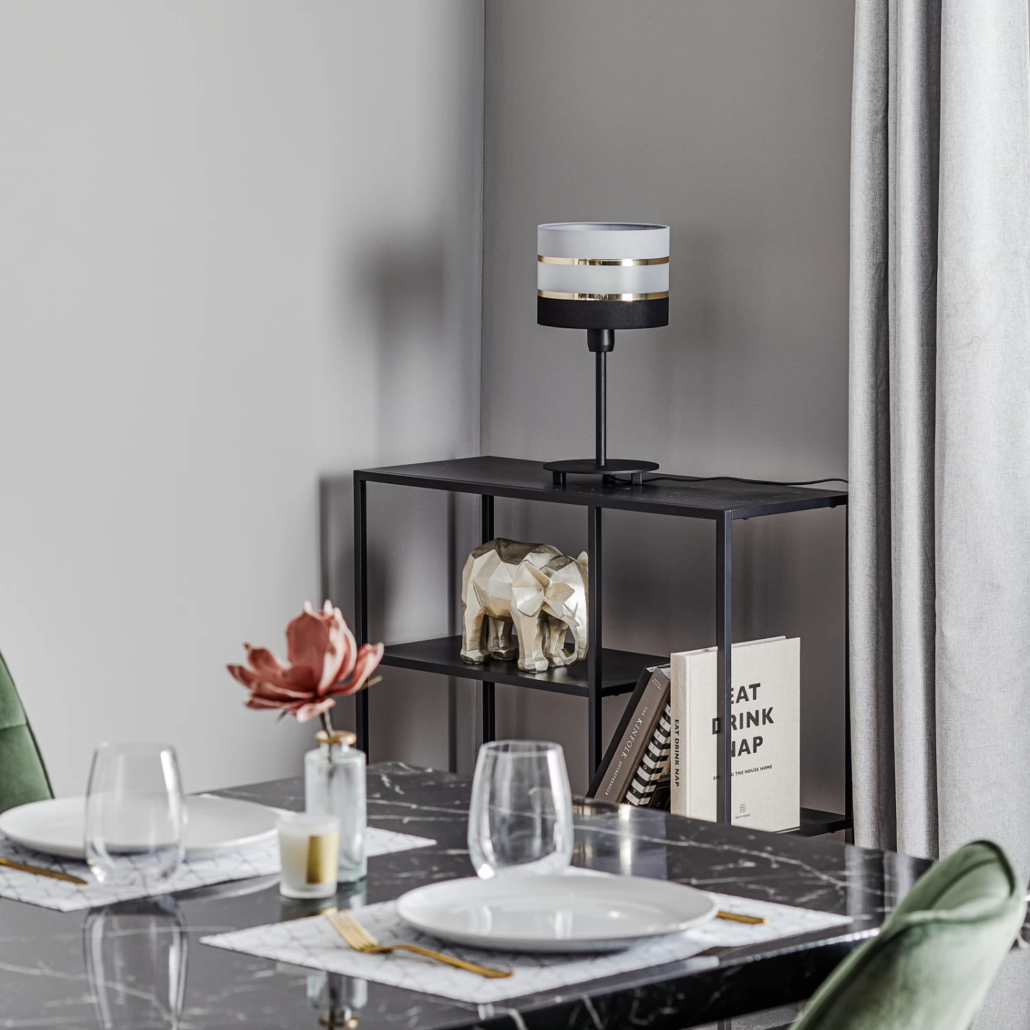 Lampe à Poser Helen Abat-jour Tissu Gris-noir-doré 3 Lampe à Poser Helen Abat-jour Tissu Gris-noir-doré – Image 3