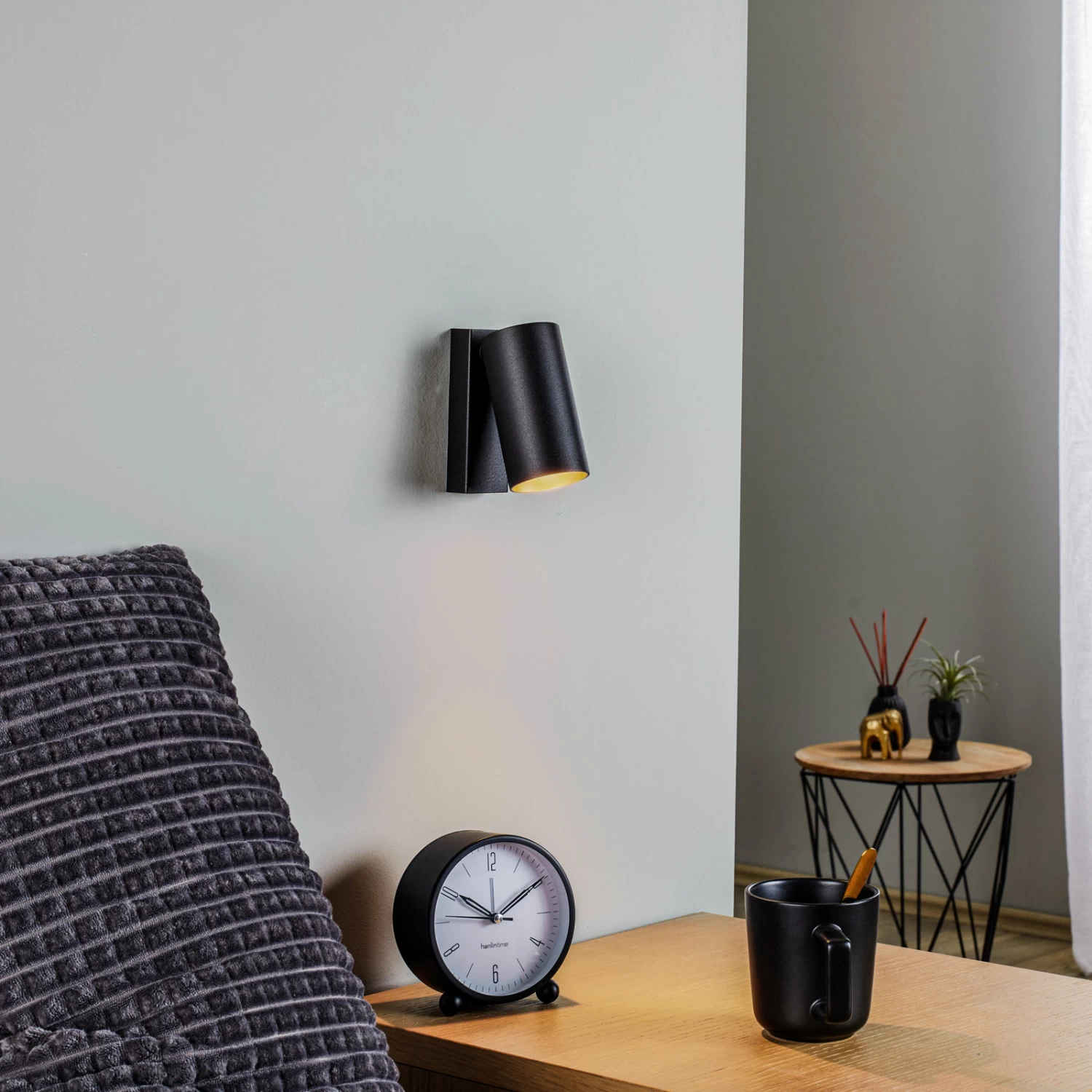 Spot Mural Mono I Noir/doré 2 Spot Mural Mono I Noir/doré – Image 2