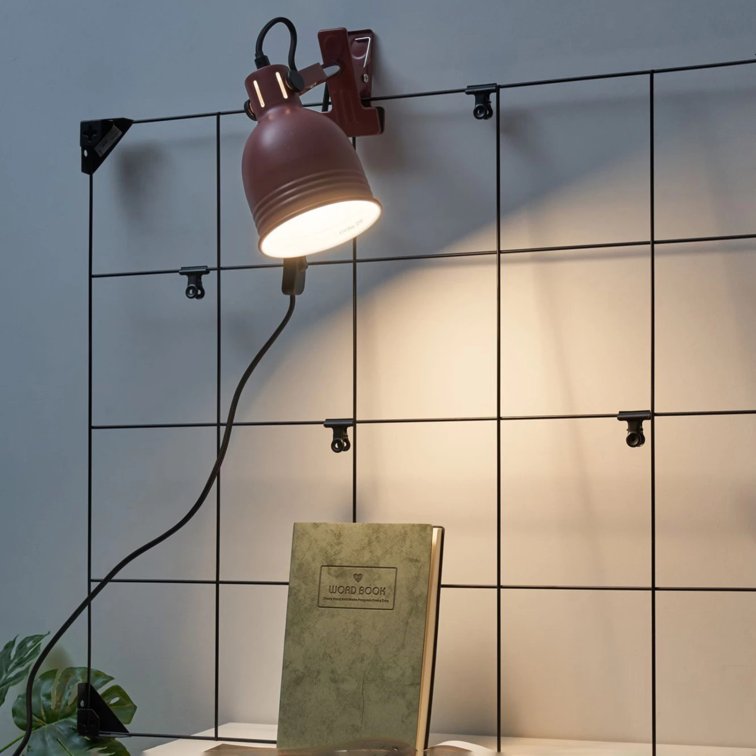 Pauleen Clip Of Glow Lampe à Pince Abat-jour Métal 2 Pauleen Clip Of Glow Lampe à Pince Abat-jour Métal – Image 2