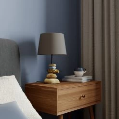 Lampe Vera, Abat-jour Tissu Et Décor Pierre, 38 cm 11 Lampe Vera, Abat-jour Tissu Et Décor Pierre, 38 cm -Déco Lumière Soldes 8603079 2