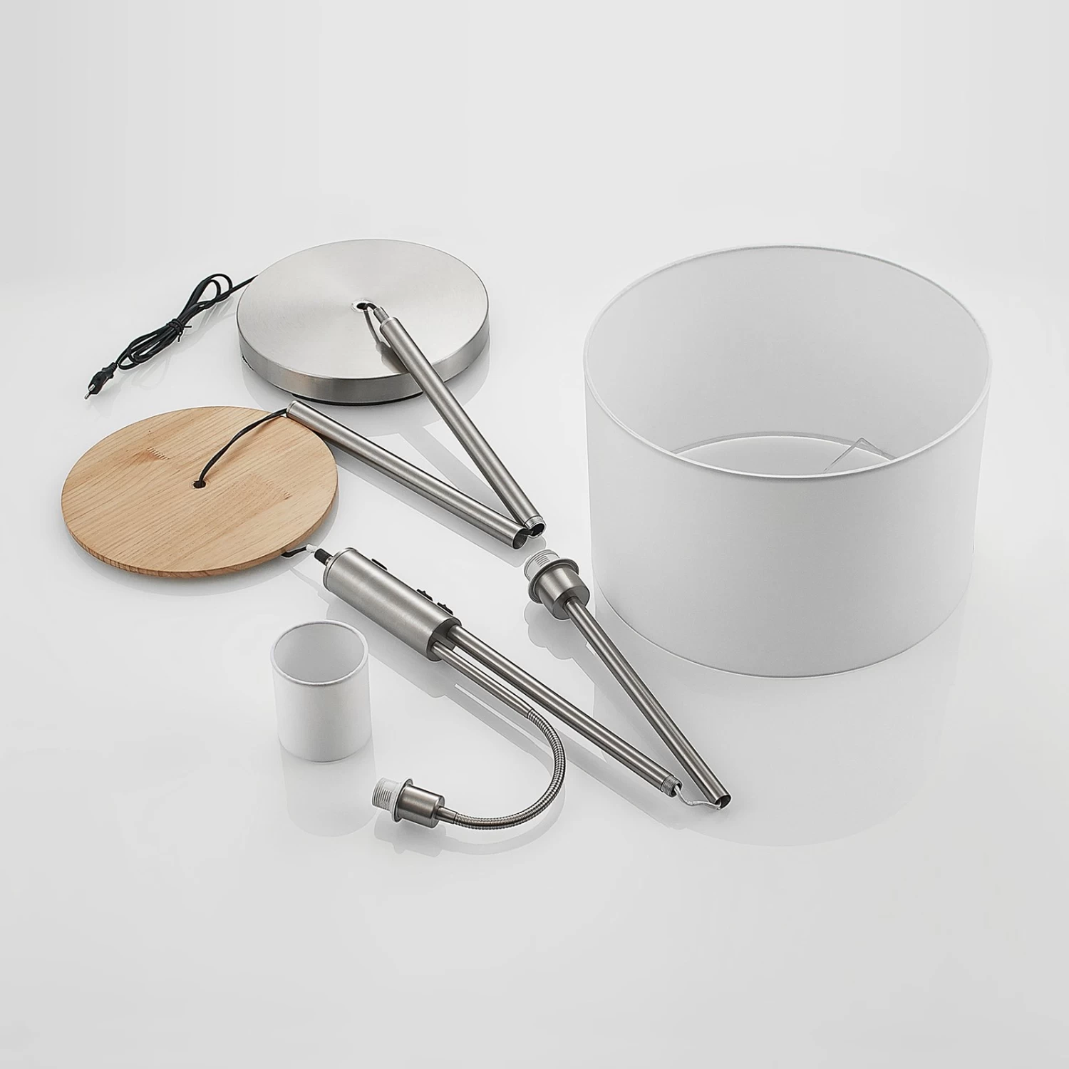 Lindby Aovan Lampadaire à Tablette Et USB, Nickel 9 Lindby Aovan Lampadaire à Tablette Et USB, Nickel – Image 9